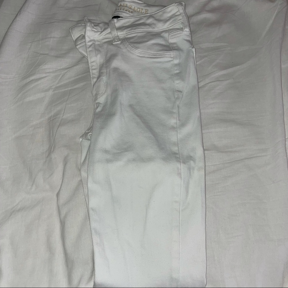 American Eagle white hi-rise jeggings
